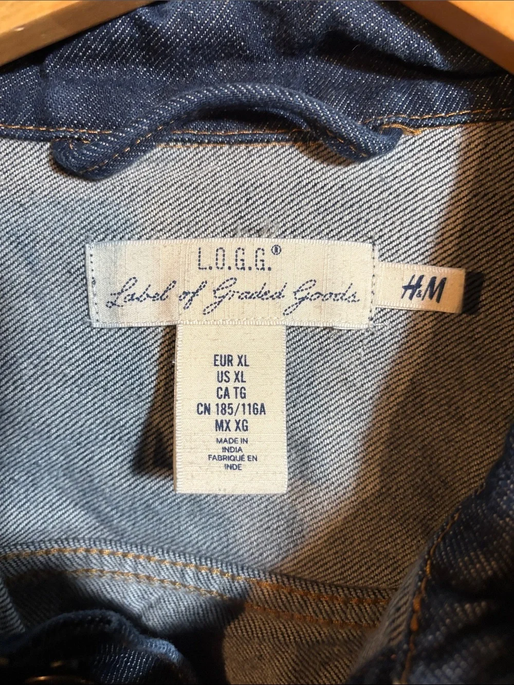 Men's Dark Indigo Denim Trucker Jacket - Classic Button-Front
